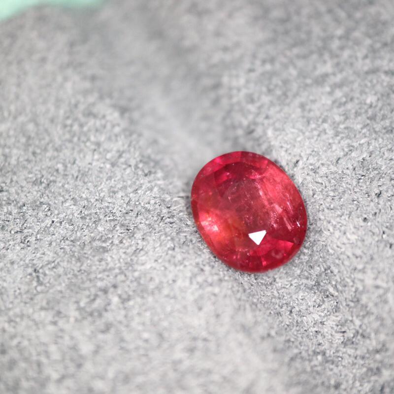 【艾爾莎寶石+】3.51ct 閃亮濃郁紅！天然無燒紅寶碧璽 Rubellite 高貴典雅-細節圖3
