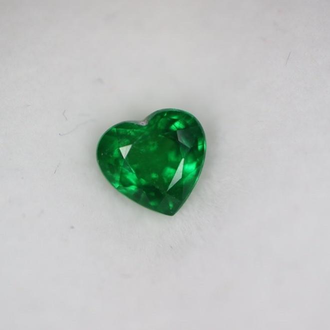 【艾爾莎寶石】0.67ct 綠螢光！Vivid Green！天然無燒沙弗萊 Tsavorite-細節圖2