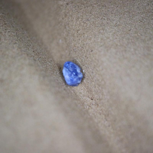 【艾爾莎寶石】【附成分分析書】【原礦】22分 越南鈷尖晶石 Cobalt Spinel 商業名稱藍小妖