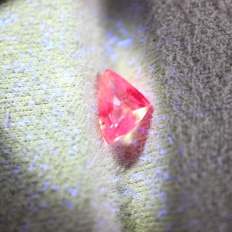 【艾爾莎寶石+】1.04ct 天然無燒 坦尚尼亞尖晶石Spinel 濃郁櫻花粉 火光超強淨度高-細節圖2