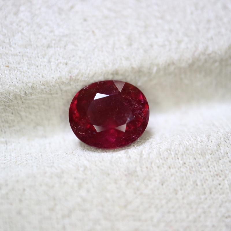 【艾爾莎寶石+】1.8ct 閃亮螢光紅！天然無燒紅寶碧璽 Rubellite 925純銀美墜 高貴典雅 附S925銀鍊-細節圖4