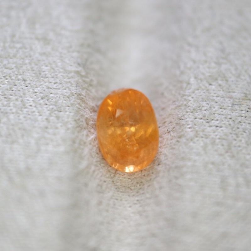 【艾爾莎寶石】品項(B) 1.4ct 正港芬達色！火光超強！淨度超高！天然無燒錳鋁榴石 Spessartite-細節圖3