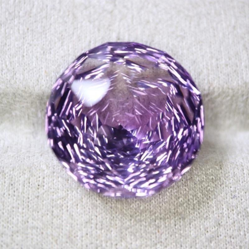 【艾爾莎寶石】17.99克拉 頂級淨度IF！3D紫玫瑰 烏拉圭爆美 天然無燒紫水晶 Amethyst