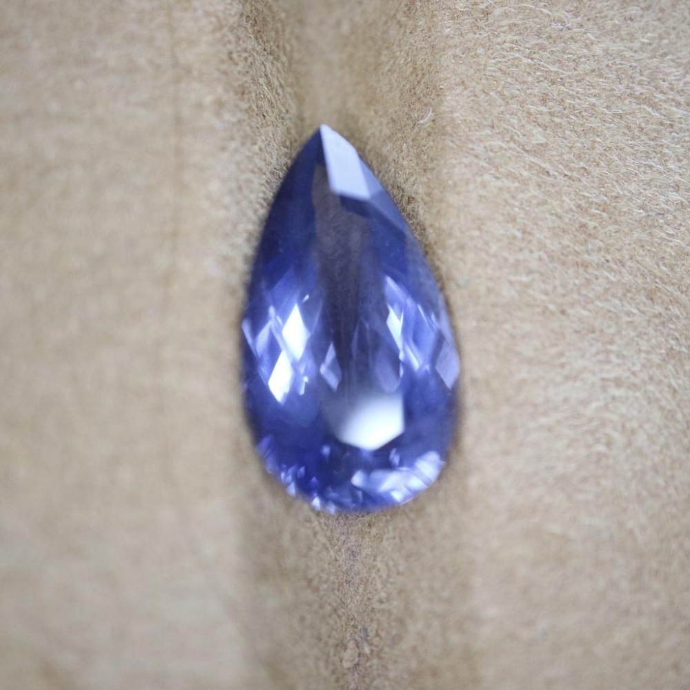 【艾爾莎寶石】4.52ct 頂級淨度IF! 色濃火光強！天然無燒 堇青石 Iolite-細節圖2