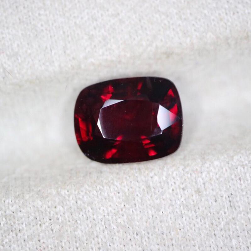 【艾爾莎寶石+】【附證】2.18ct 有夠紅！天然無燒緬甸 紅寶尖晶石Spinel 濃郁艷紅色 火光超強-細節圖3