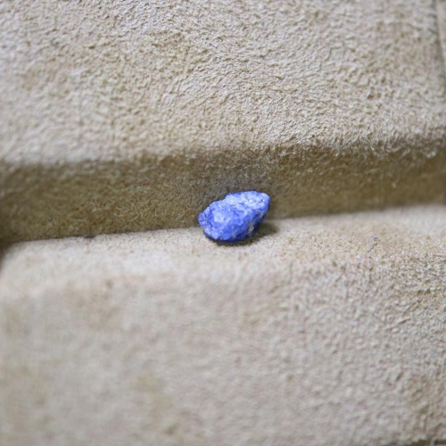 【艾爾莎寶石】【附成分分析書】【原礦】45分 越南鈷尖晶石 Cobalt Spinel 商業名稱藍小妖