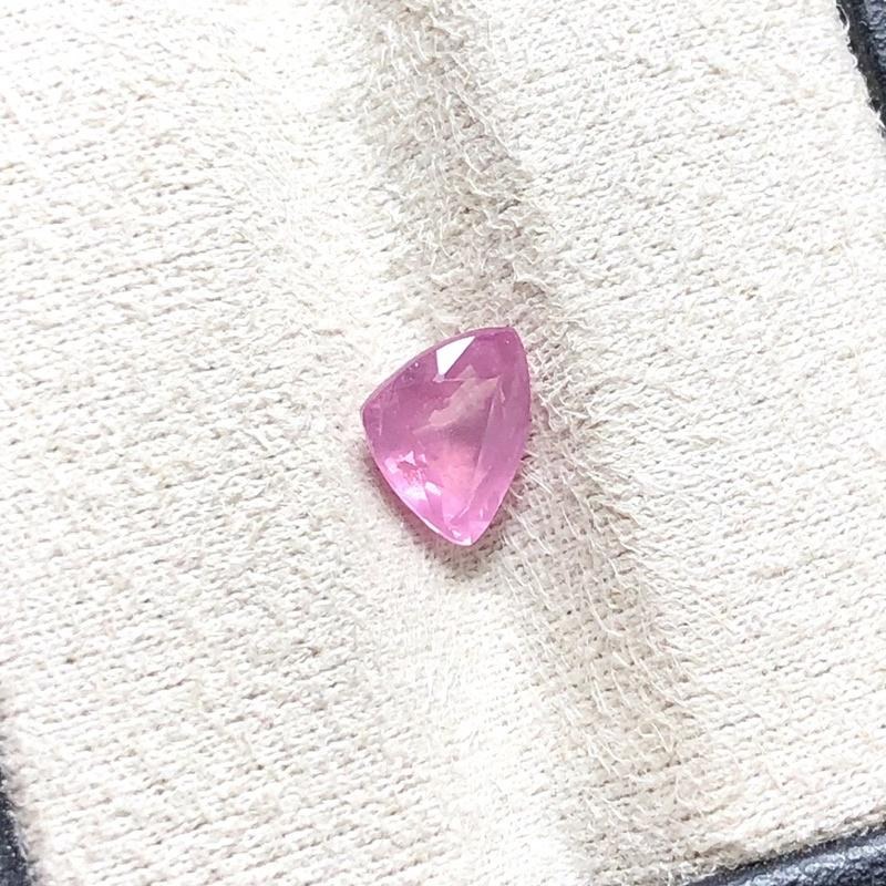 【艾爾莎寶石】1.18ct 天然無燒 坦尚尼亞尖晶石Spinel 濃郁櫻花粉 火光超強淨度高-細節圖3