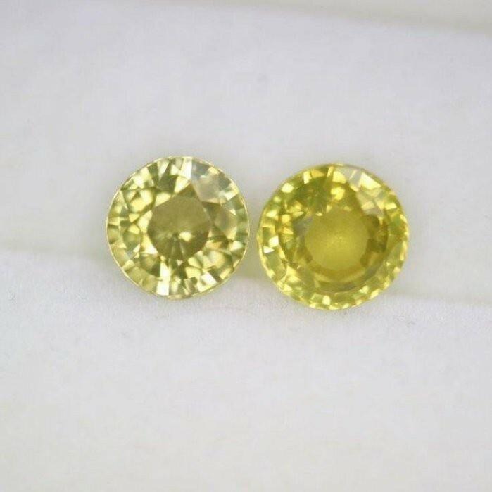 【艾爾莎寶石】正圓一對共4.61ct 皆頂級淨度IF！閃亮黃綠色！天然無燒風信子石 Zircon-細節圖2