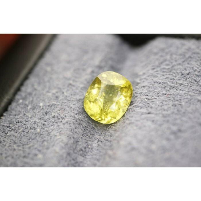 【艾爾莎寶石+】2.36ct 超美亮黃！火光爆閃！天然無燒磷灰石 Apatite-細節圖2