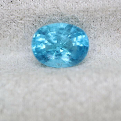 【艾爾莎寶石】1.73ct 頂級淨度IF！超美霓虹藍！天然無燒磷灰石 Apatite