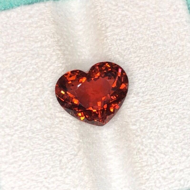【艾爾莎寶石】10.76ct 近頂級淨度IF！天然無燒碧璽 Tourmaline 火熱的心 飽和橘紅色 火光超強-細節圖3