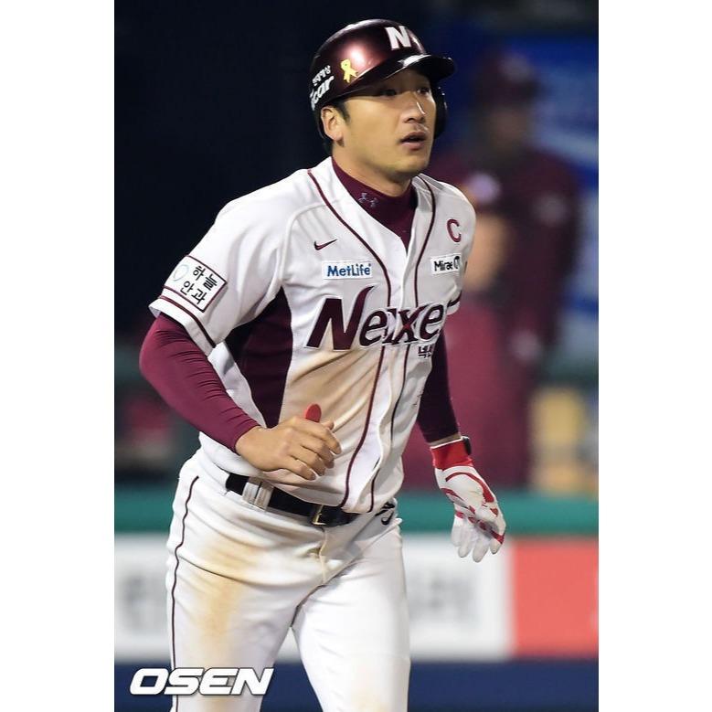 南韓製 韓國職棒 耐克森英雄隊 電繡 李宅根 이택근 主場 應援球衣 M (罩衫 KBO 棒球 棒壘 培證 首爾 刺繡)-細節圖2