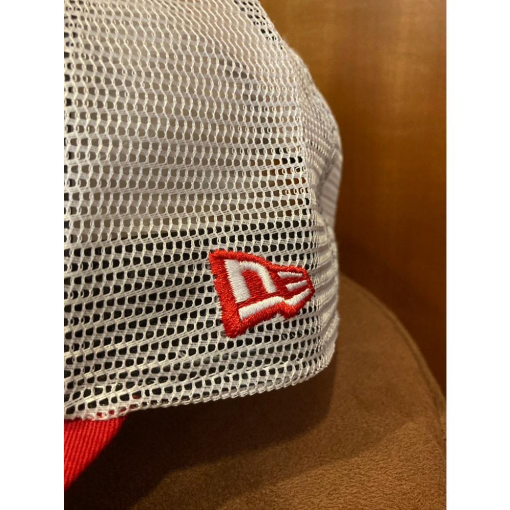 new era 日本職棒 廣島鯉魚 刺繡 可調式 網帽/棒球帽 57-59cm (NPB 棒球 壘球 棒壘 帽子)-細節圖2