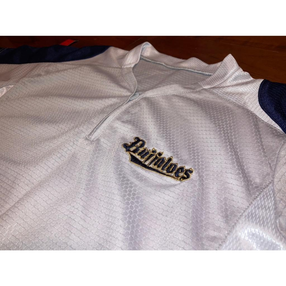 小尺寸140 日本職棒 歐力士猛牛 電繡 半拉鍊式 排汗練習衣 (球衣 NPB 棒球 壘球 棒壘 運動 短T 上衣 刺繡-細節圖3