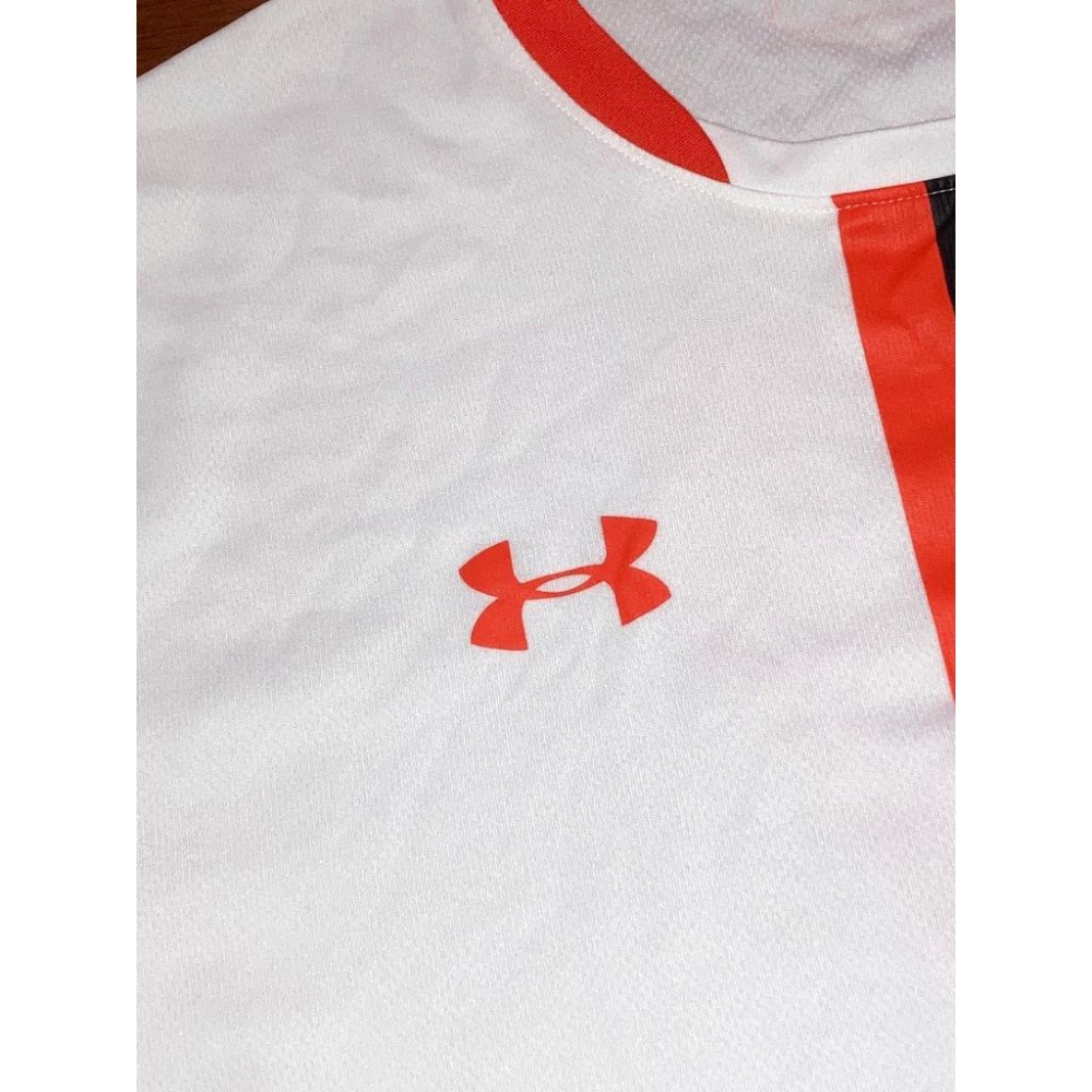 UA 日本職棒 讀賣巨人 足球隊風格 排汗練習衣 L (NPB 棒球 棒壘 Under Armour 上衣 巨人 短T)-細節圖3