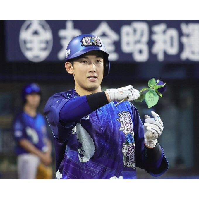 日本職棒 橫濱DeNA灣星 2024 浮世繪 STAR NIGHT 應援球衣 L (罩衫 NPB 棒球 星夜)-細節圖2