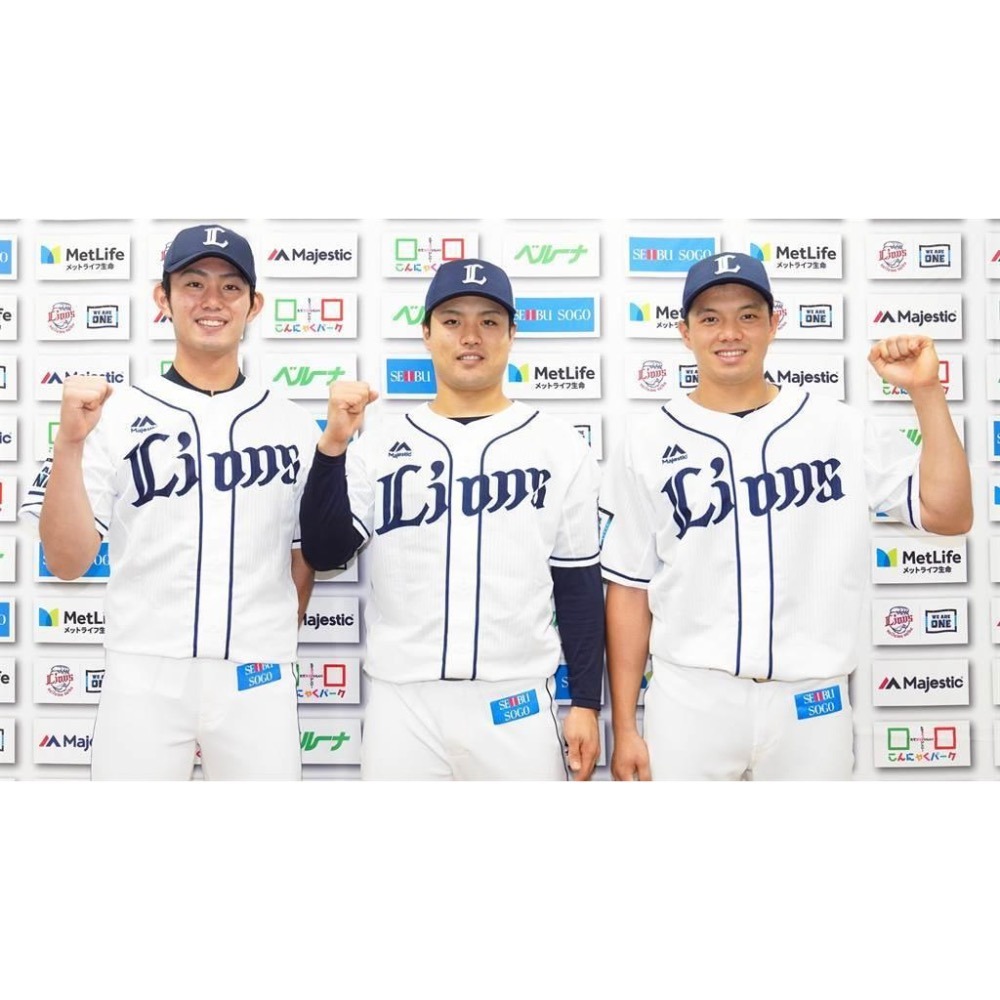 日本職棒 西武獅 2015 經典主場白 應援球衣 S、M、L(罩衫 NPB 琦玉 棒球 壘球 棒壘 會員 小尺寸-細節圖2