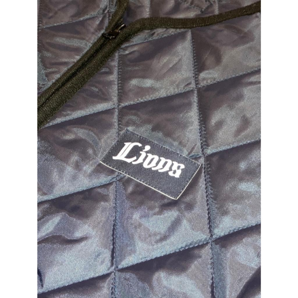 2025最新! 日本職棒 西武獅 開幕系列戰 海軍藍 夾克/外套 L (薄毛 夾克 日職 NPB 棒球 壘球 棒壘 風衣-細節圖3