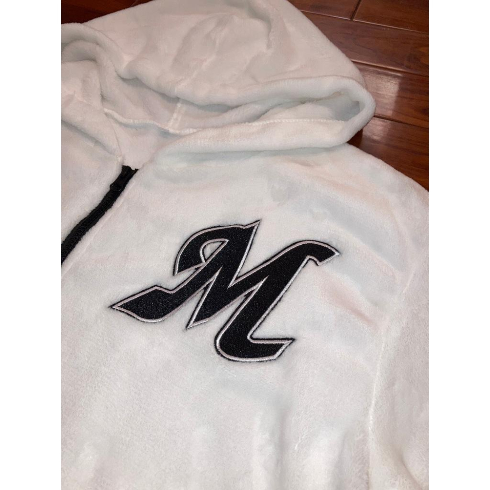 日本職棒 羅德海洋 2021 刺繡標 絨毛柔軟材質 連帽外套 (夾克 風衣 NPB 千葉 棒球 棒壘 電繡)-細節圖4