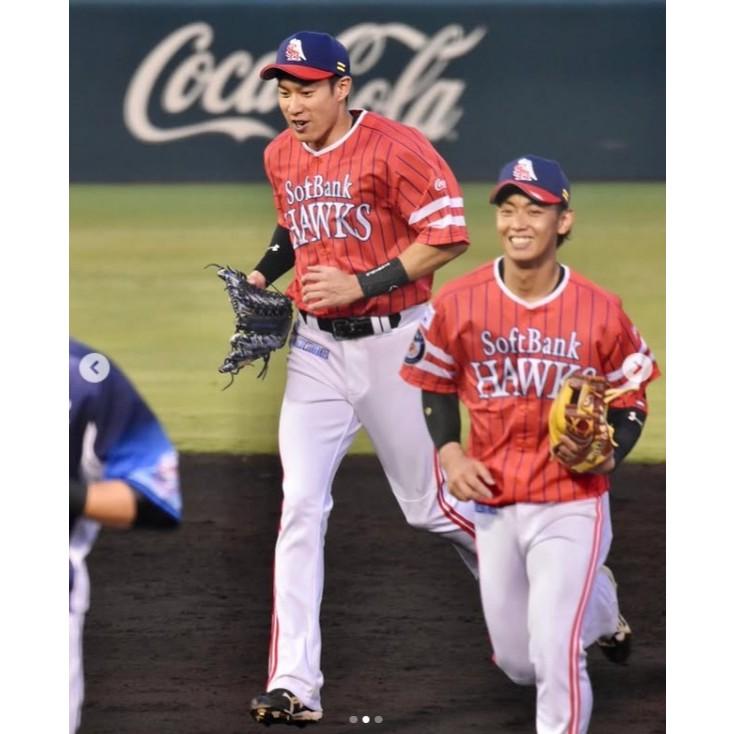 日本職棒 軟銀鷹 2021 鷹之祭典 紅色 應援球衣 S、L(罩衫 日職 NPB 棒球 壘球 棒壘 Majestic)-細節圖6