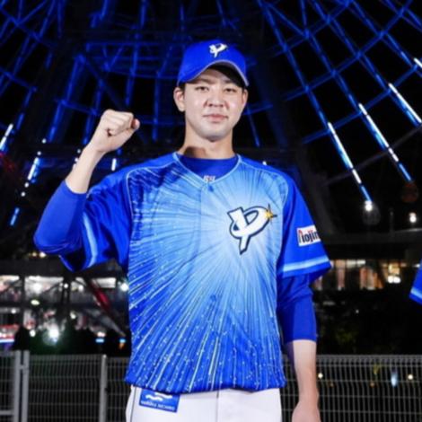 日本職棒 橫濱DeNA灣星 2020 星夜 應援球衣 L (罩衫 NPB 海灣之星 棒球 STAR NIGHT 棒壘)-細節圖3