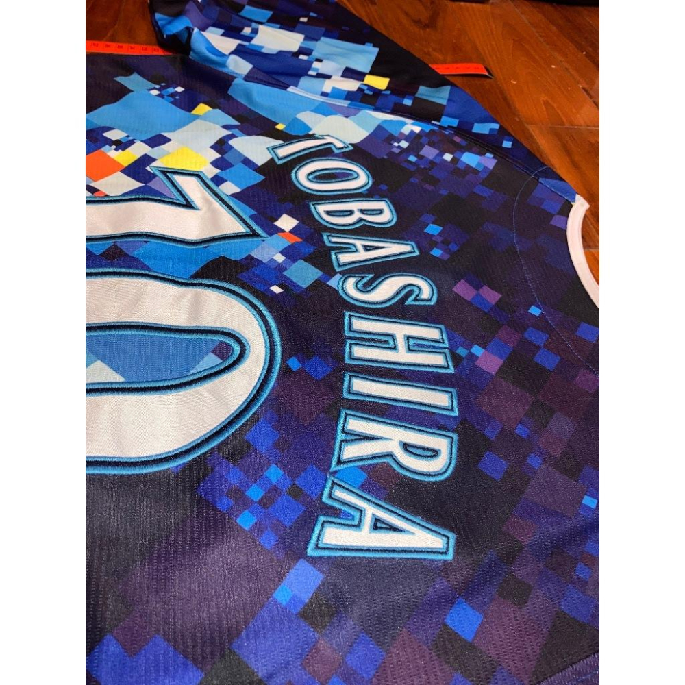 親筆簽名! 全電繡 日本職棒 橫濱DeNA灣星 戸柱恭孝 2017 星夜 STAR 球衣 (罩衫 棒球 刺繡 海灣)-細節圖7