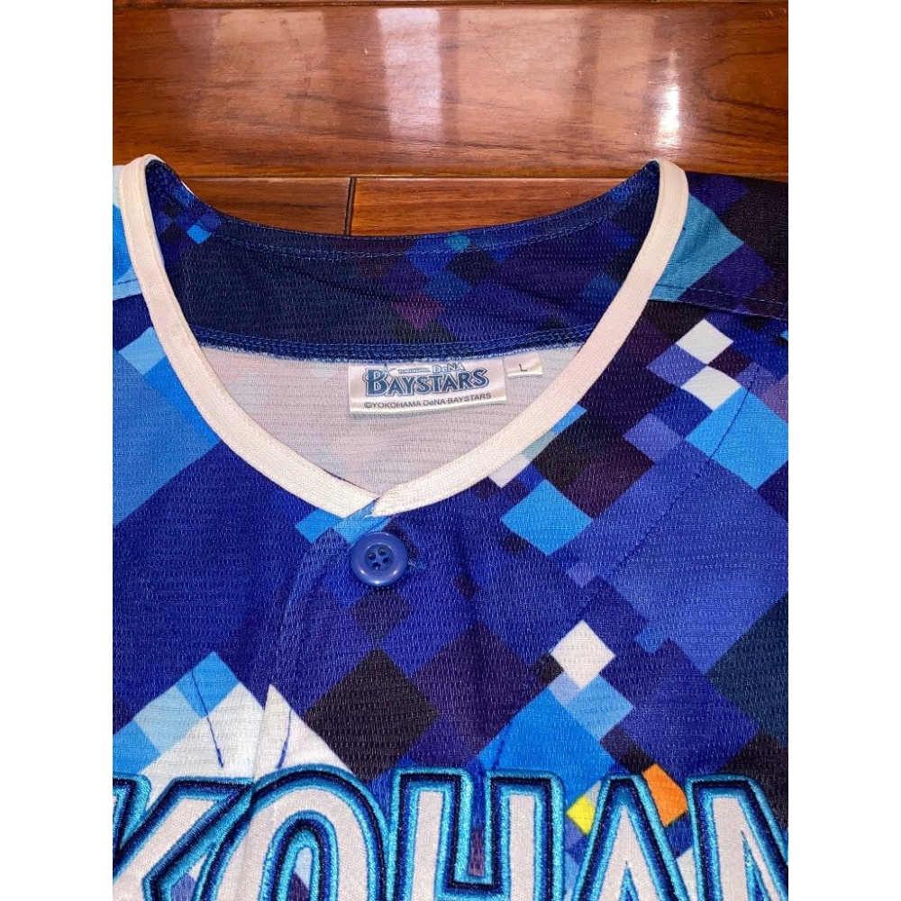 親筆簽名! 全電繡 日本職棒 橫濱DeNA灣星 戸柱恭孝 2017 星夜 STAR 球衣 (罩衫 棒球 刺繡 海灣)-細節圖8
