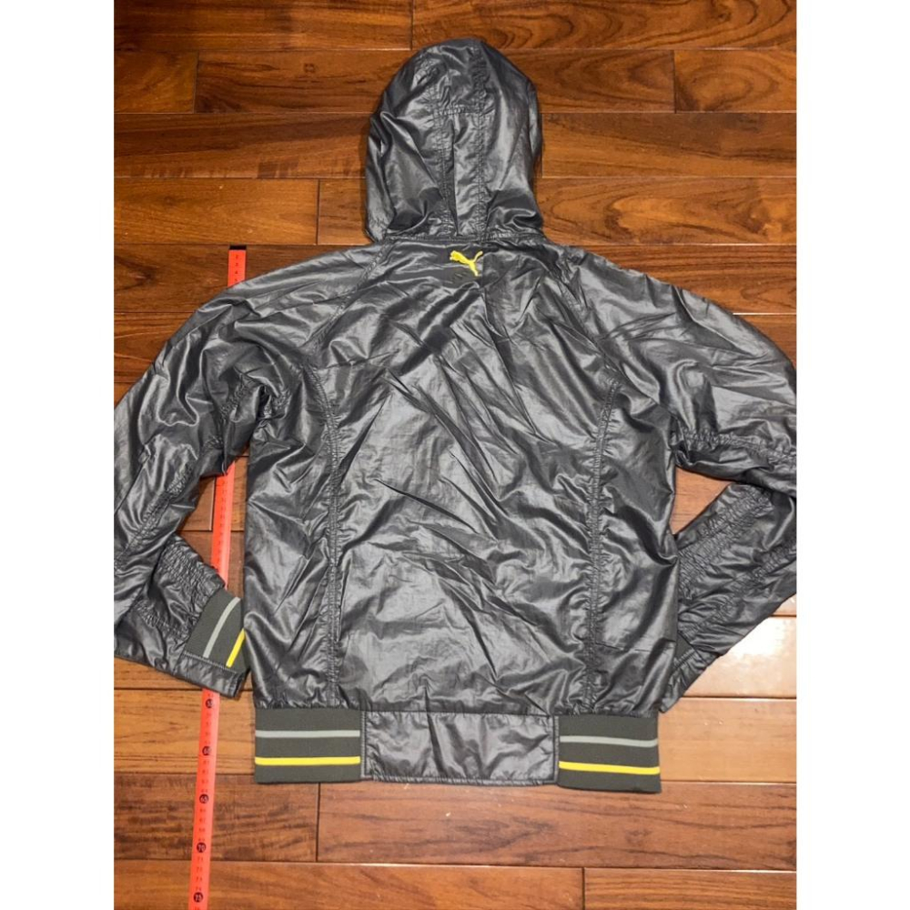 PUMA 電繡 銀灰色 連帽 運動外套/夾克 M (風衣 防風 防曬 透氣 路跑 熱身)-細節圖4