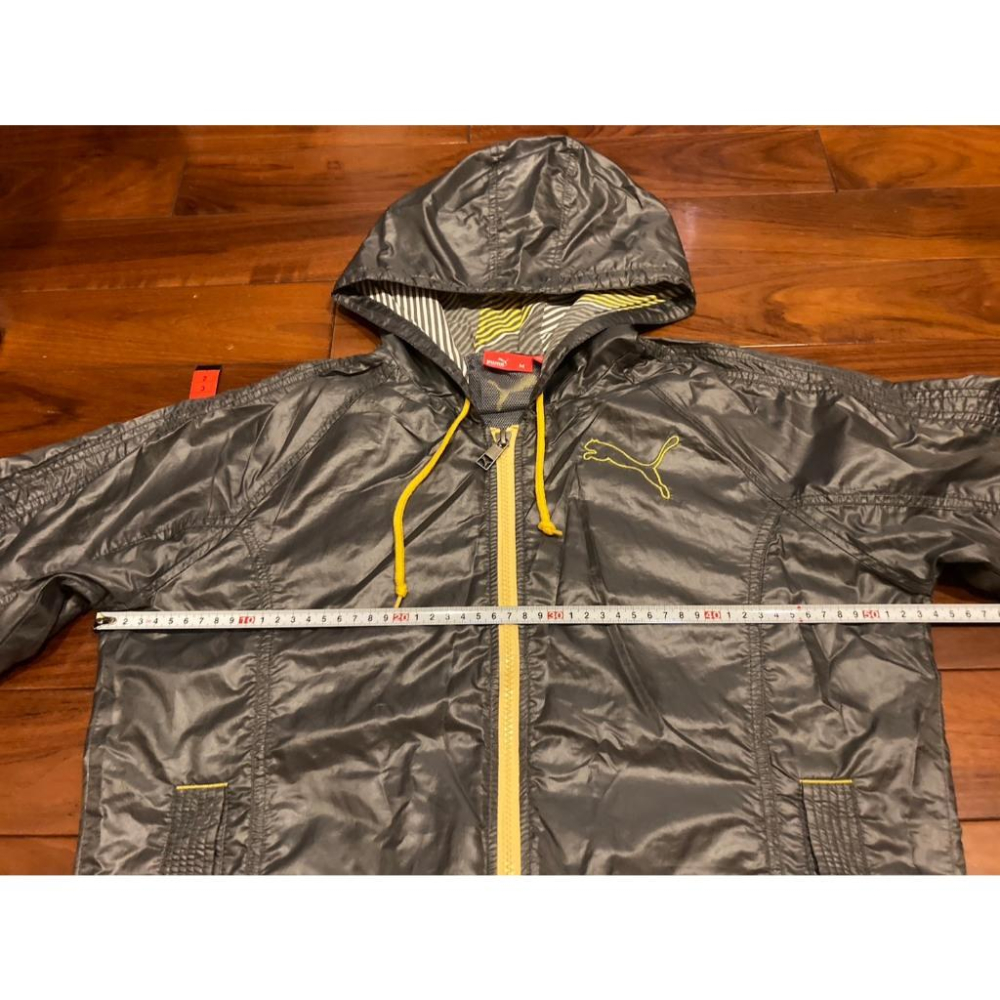 PUMA 電繡 銀灰色 連帽 運動外套/夾克 M (風衣 防風 防曬 透氣 路跑 熱身)-細節圖8