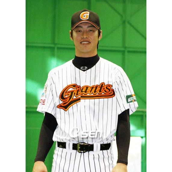 韓國職棒 KBO 釜山樂天巨人 電繡 復古主場 應援球衣 M (罩衫 刺繡 韓職  南韓 棒球 壘球 棒壘 NEPOS)-細節圖3