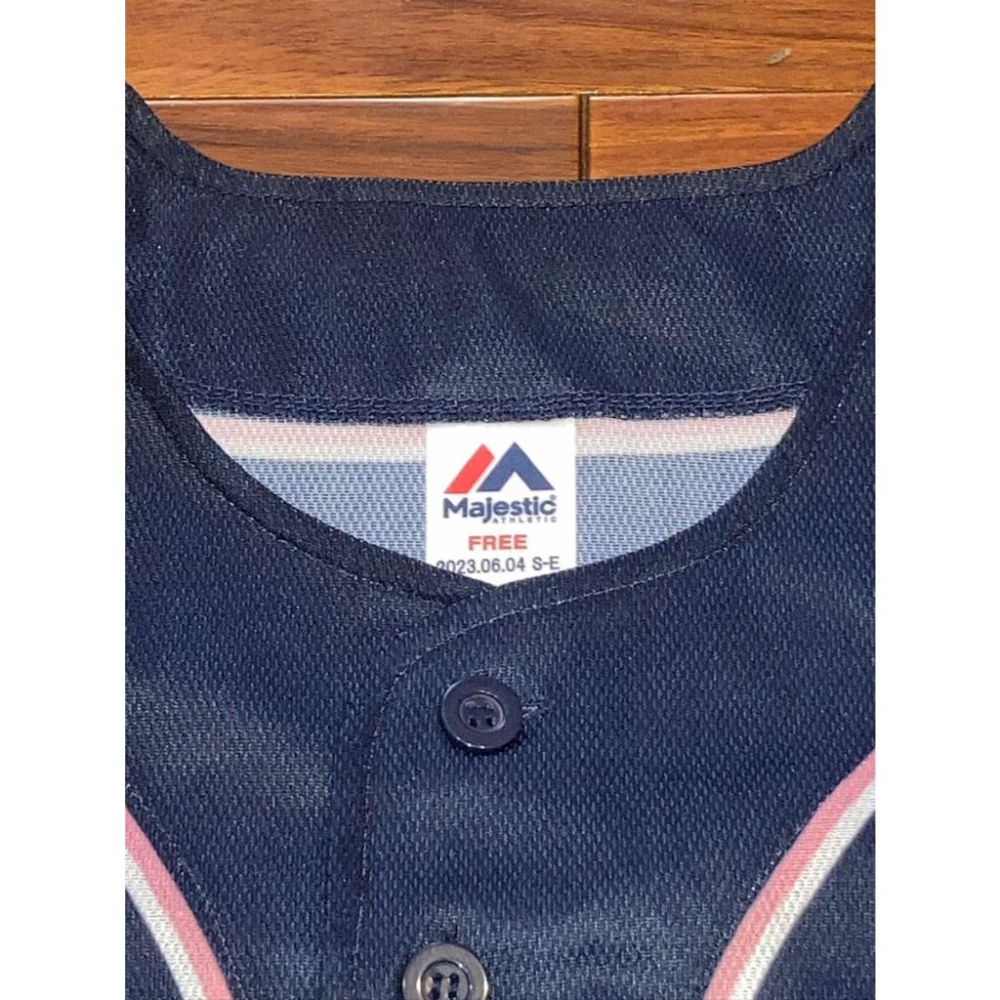 日本職棒 養樂多燕子 2023淑女日 皇家海軍藍 應援球衣 M(罩衫 日職 NPB 東京 棒球 Ladies 女孩 女士-細節圖6