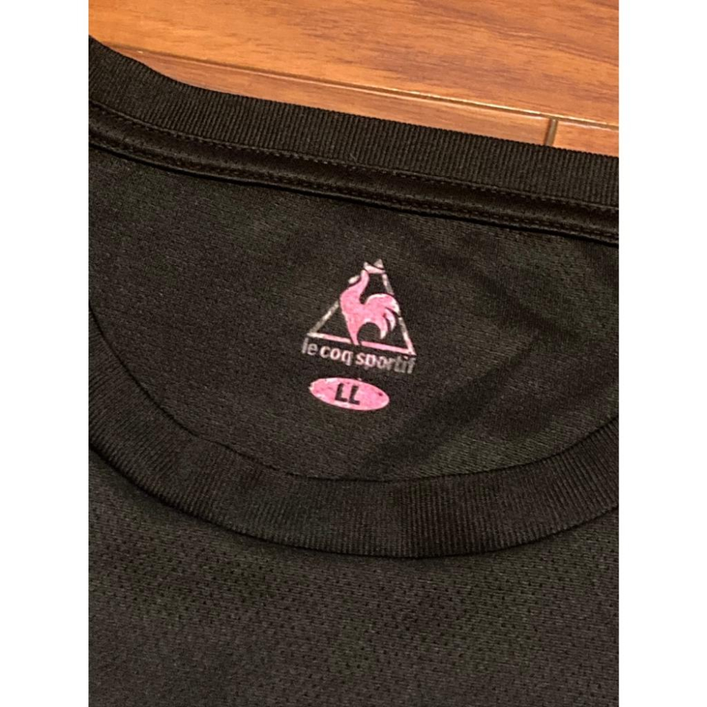 法國公雞 le coq sportif 素面 排汗 練習衣 (運動 短T 棒球 棒壘 排球 羽球 足球 短T 上衣)-細節圖3