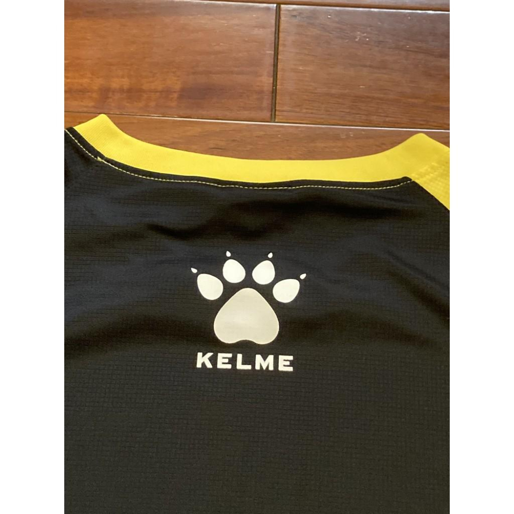 KELME 黃黑藍 拼接 排汗上衣/練習衣 XL (運動 短袖 短T 西班牙 卡爾美 足球 棒壘 棒球 網球 羽球)-細節圖4