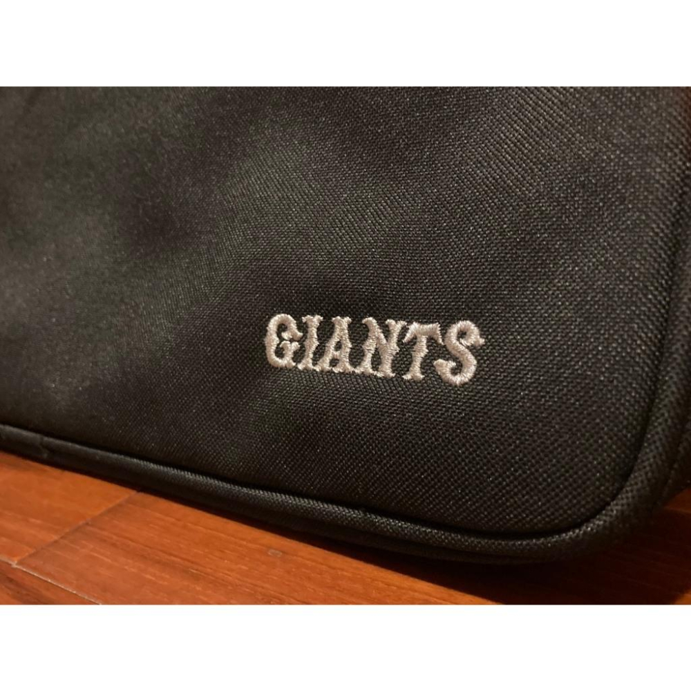 日本職棒 讀賣巨人 電繡 黑色 商務公事包/電腦包 (提袋 手提包 日職 NPB 棒球 棒壘 巨人 刺繡 側肩包 隨身包-細節圖2