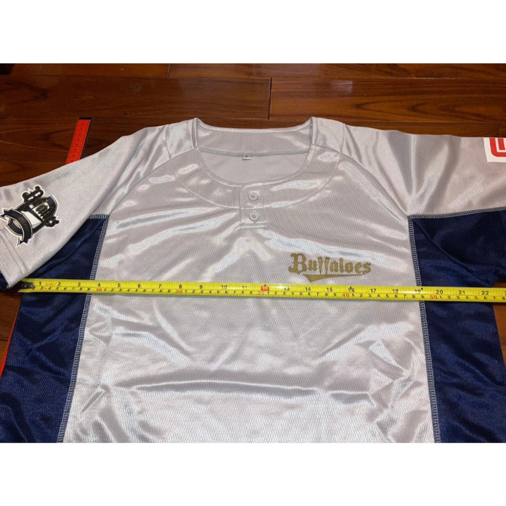 日本職棒 歐力士猛牛 會員限定 銀灰色 排汗練習衣 L (球衣 NPB 棒球 壘球 棒壘 運動 短T 上衣)-細節圖7