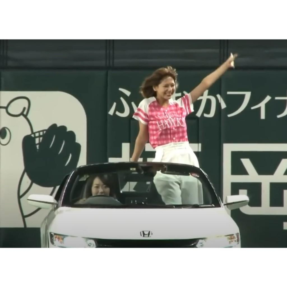 日本職棒 軟銀鷹 2015 粉紅日 女孩球衣 (應援 罩衫 日職 NPB 棒球 TAKA GIRL 女生 PINK)-細節圖3