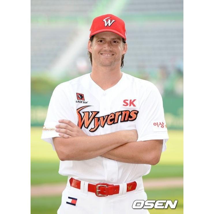 大尺寸 全新 韓國職棒 SK飛龍 主場白 電繡球衣 (罩衫 南韓 KBO 棒球 棒壘 韓職 刺繡 SSG登陸者)-細節圖2