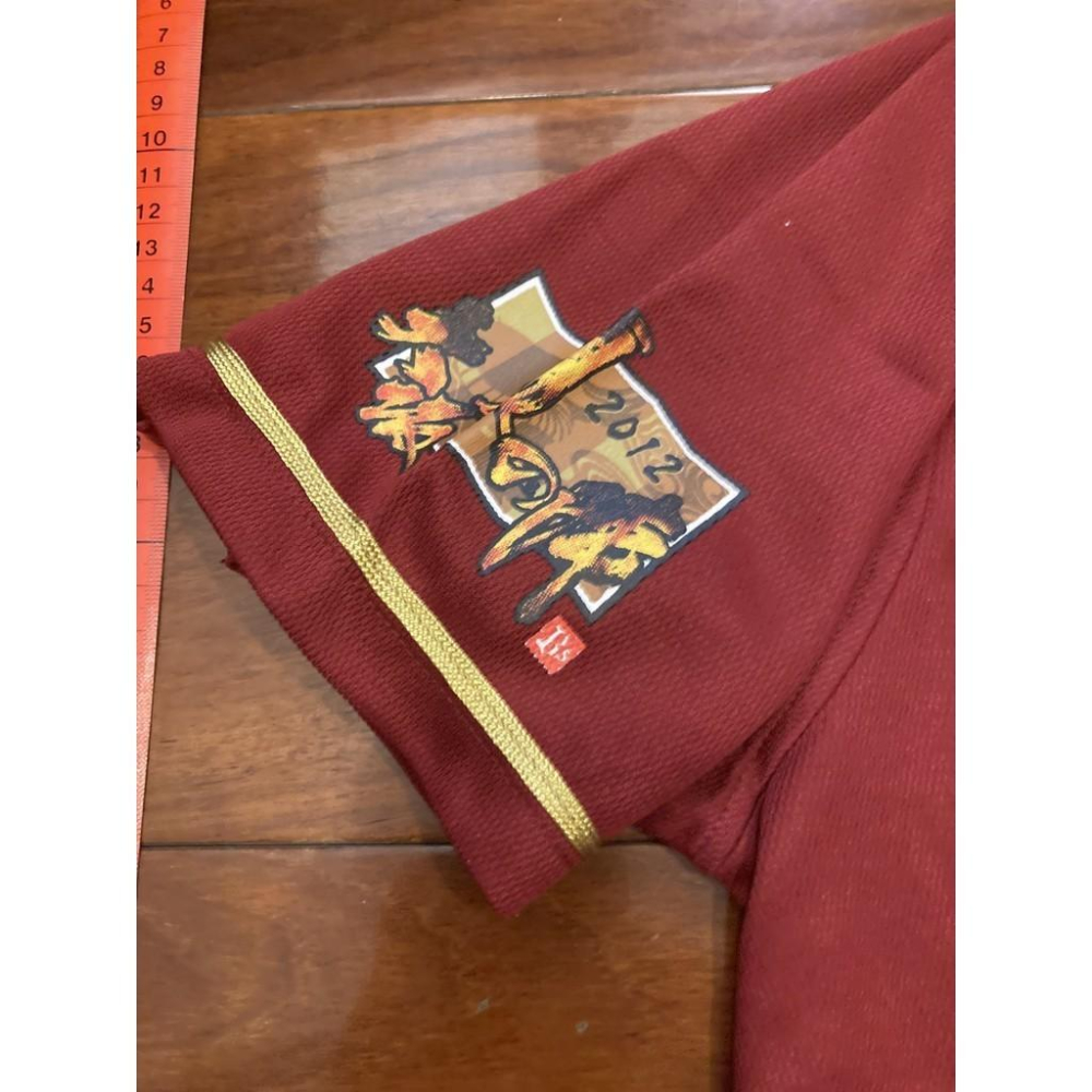 日本職棒 歐力士猛牛 刺繡 2012 大阪夏之陣 酒紅 應援球衣 (罩衫 日職 NPB 棒球 壘球 棒壘 電繡)-細節圖3