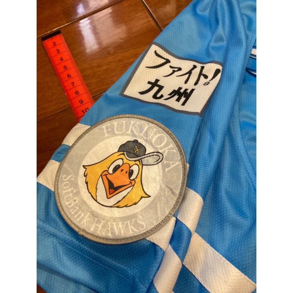 日本職棒 軟銀鷹 2022 戰鬥九州 藍老鷹 應援球衣 (罩衫 球迷 日職 NPB 棒球 壘球 棒壘 福岡)-細節圖3