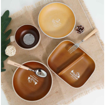 日本製造 史努比 snoopy木紋 奶茶色 圓盤 湯碗 分隔盤 | 日本製木質色露營餐盤組 Bu媽你好