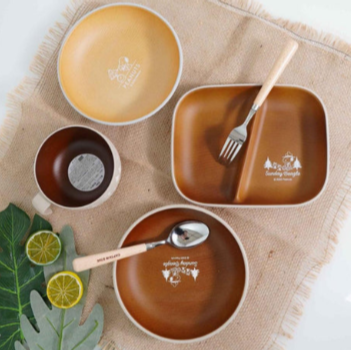 日本製造 史努比 snoopy木紋 奶茶色 圓盤 湯碗 分隔盤 | 日本製木質色露營餐盤組  Bu媽你好-細節圖5