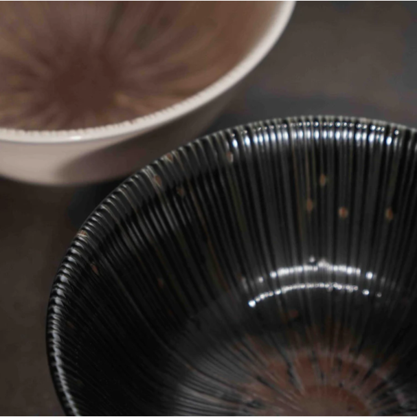 現貨 日本製 美濃燒 千段十草 陶瓷碗｜飯碗 湯碗 餐碗 Bu媽你好-細節圖4