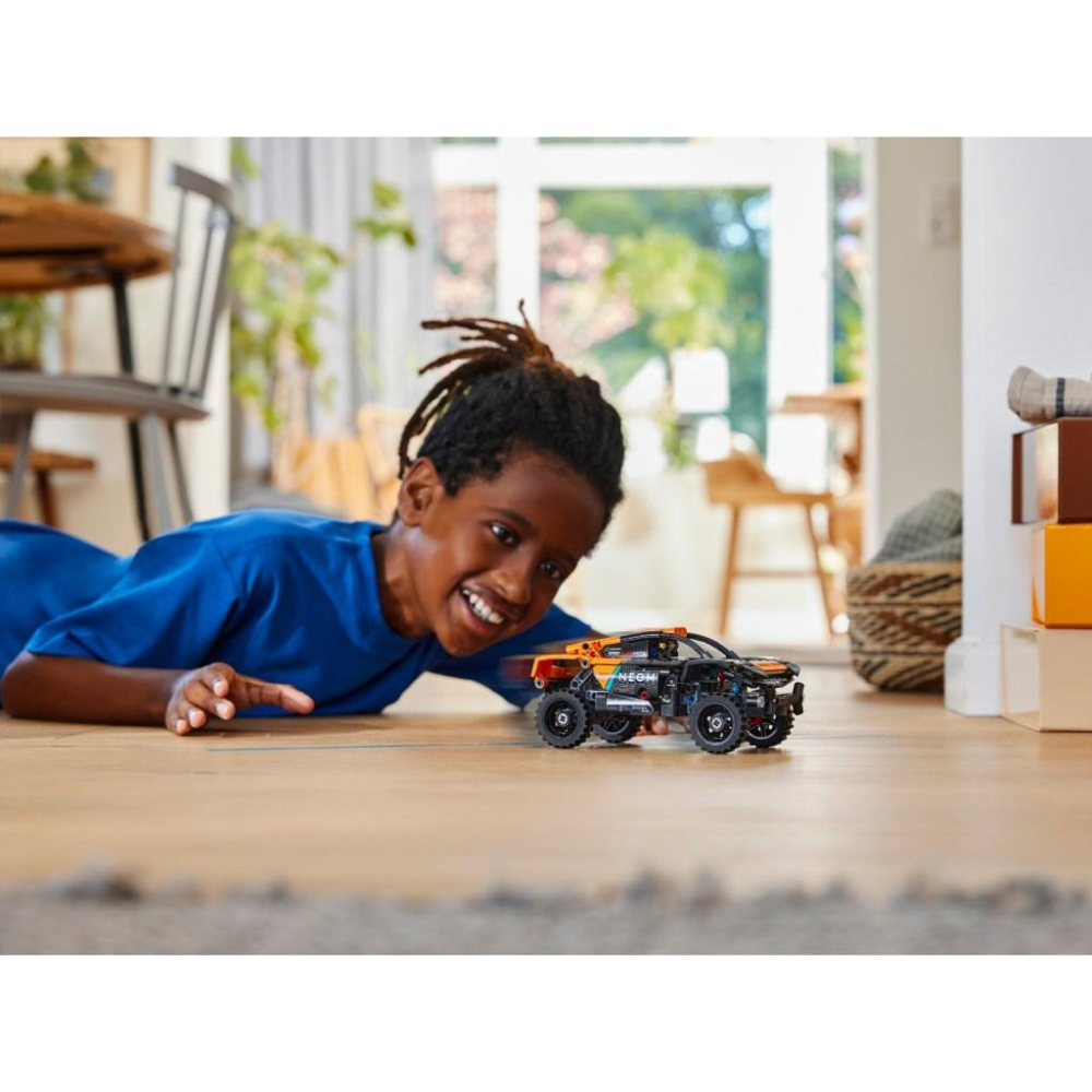 [大王機器人] 樂高 LEGO 42166 Technic 科技 NEOM 麥拉倫 E Race Car 迴力車-細節圖4