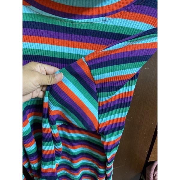 二手⚠️高領 彩色橫條長袖上衣 大尺碼 高領上衣 彈性佳-細節圖2
