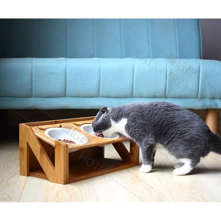 【貓咪用品】貓這裡 在台現貨 實木斜面可調節高度貓碗 寵物餐桌 寵物碗架 寵物碗 貓咪碗 陶瓷碗 【附陶瓷雙碗】-細節圖5