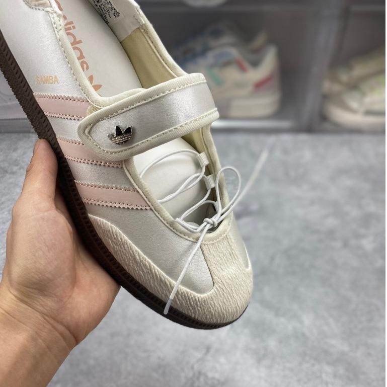 【季得運動】Adidas Samba Jane 瑪麗珍款 板鞋運動鞋 粉白 *EU36-42。51066D-細節圖6