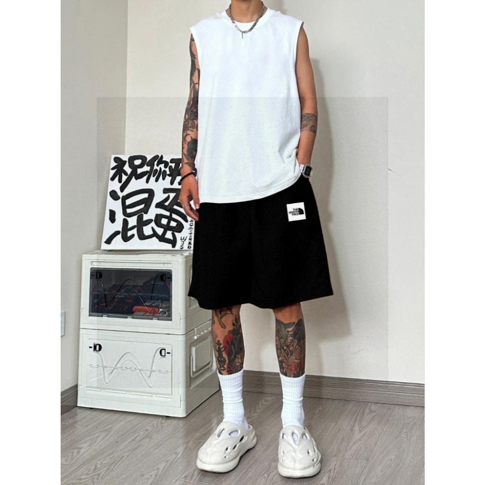 【季得運動】THE NORTH FACE 北面基本方形印花 男女同款短褲 *黑 灰*M-XL。509145B-細節圖7