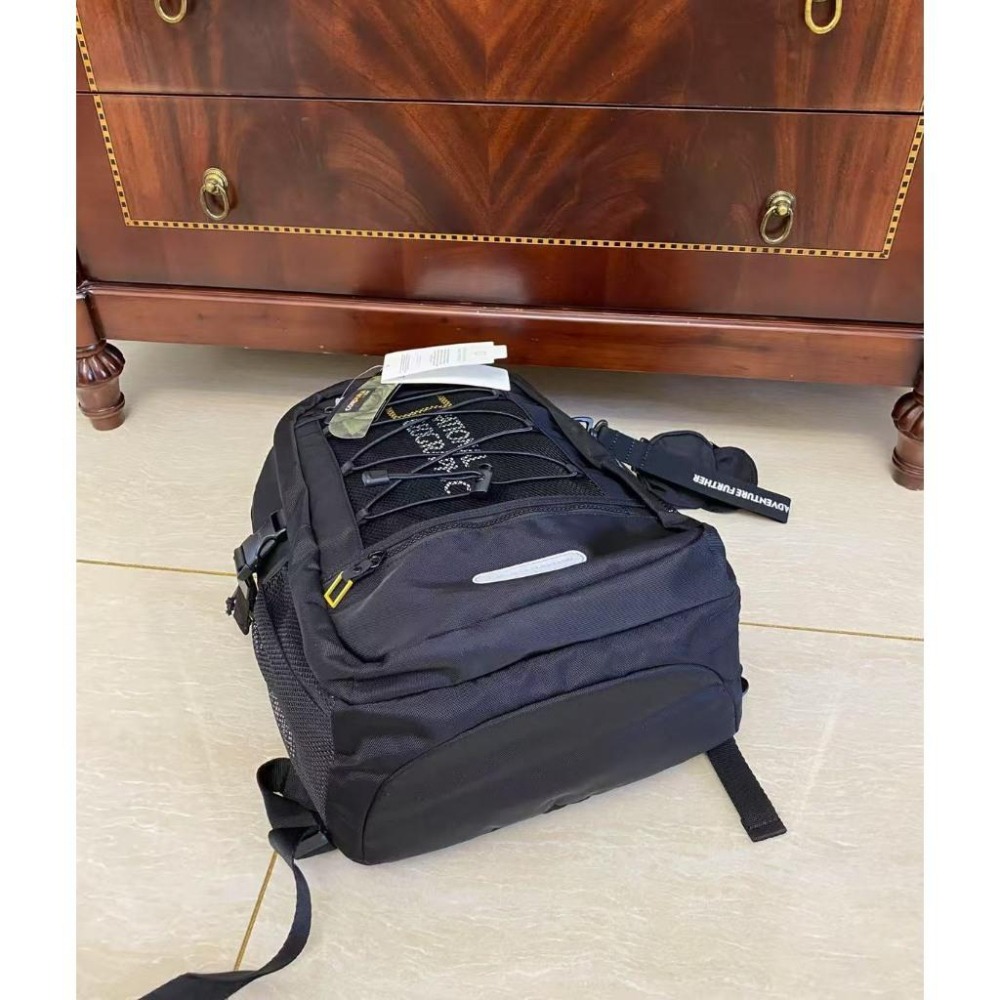 【季得運動】Discovery 國家地理 大號雙肩包 登山包 電腦包 *黑色。50962F-細節圖7