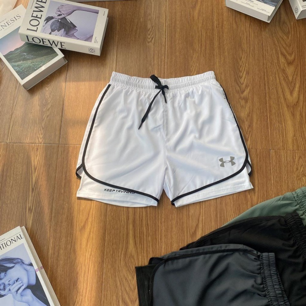 【季得運動】Under Armour安德瑪 反光字母印花 假兩件運動短褲 黑白灰綠 *M-2XL。50992B-細節圖7