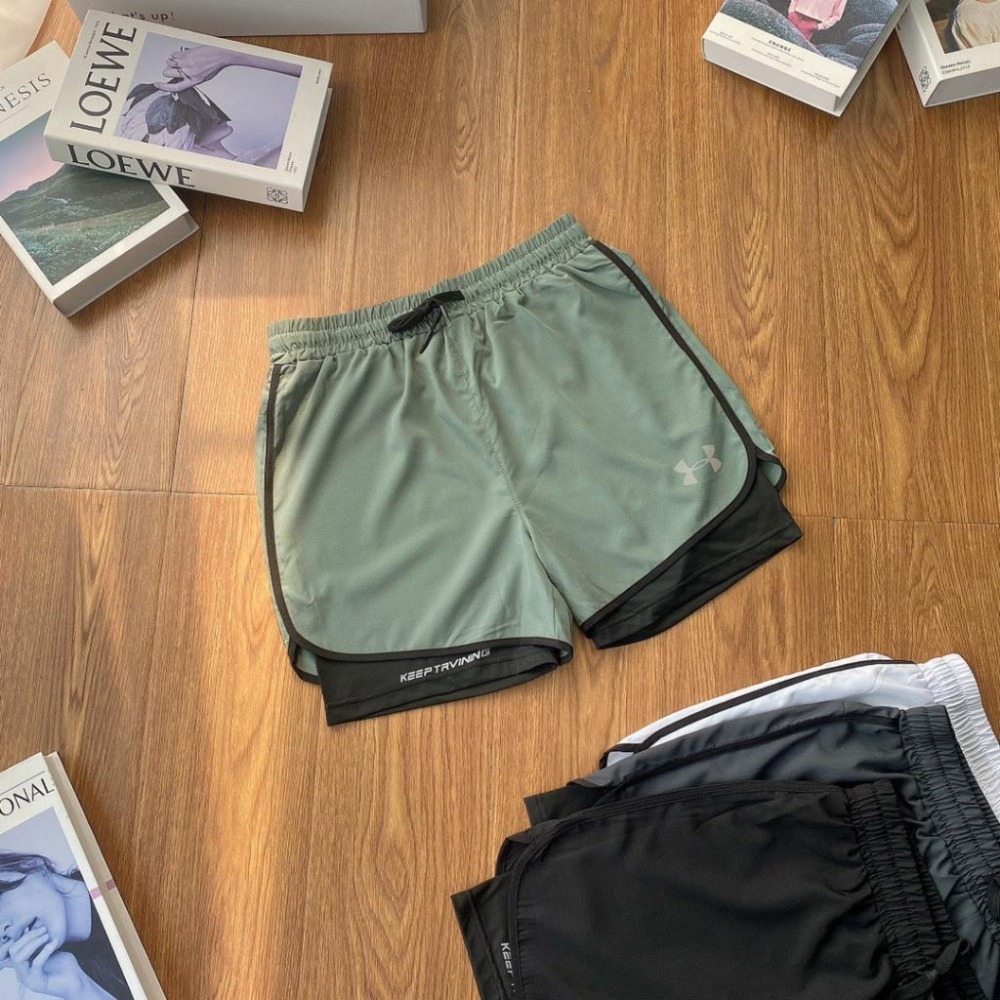 【季得運動】Under Armour安德瑪 反光字母印花 假兩件運動短褲 黑白灰綠 *M-2XL。50992B-細節圖8